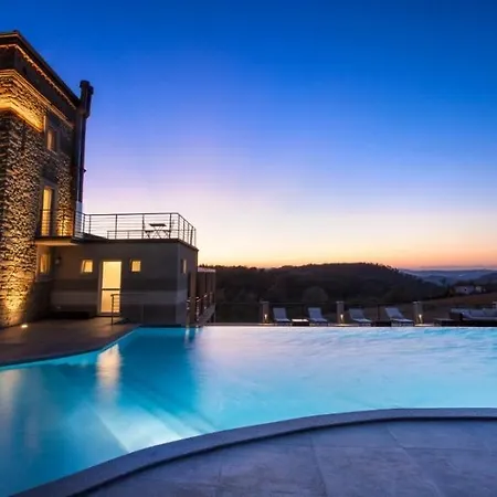 Sleeps 22 Pool Air Con Wifi * Cremolino