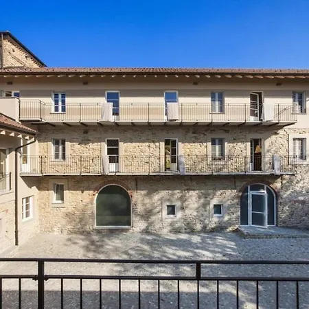Sleeps 22 Pool Air Con Wifi * Cremolino
